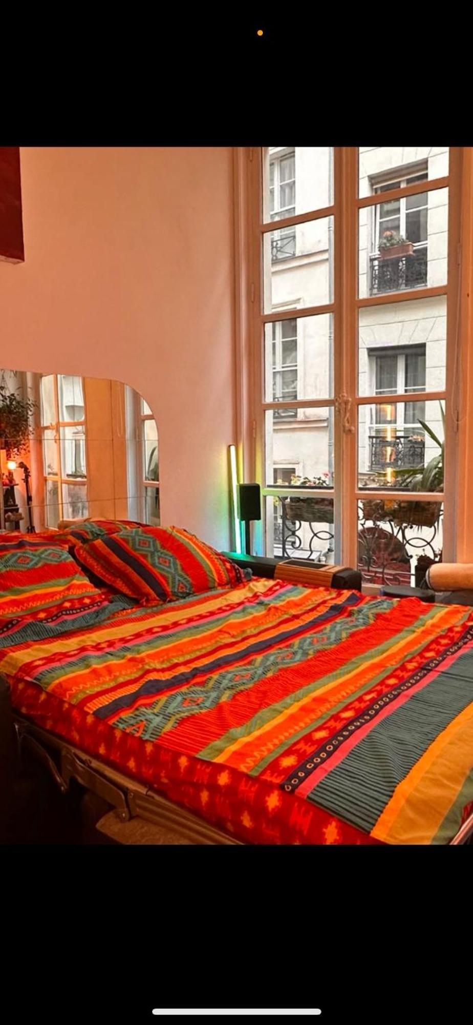 Magnifique Studio Au Coeur Du Marais Paris Luaran gambar